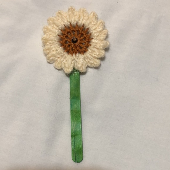 Flower Bookmark Handmade crochet - Picture 2 of 5